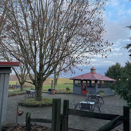 Watson Estate Bnb & Deer Creek Winery Uniontown Exterior photo