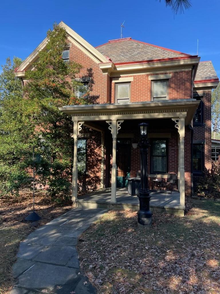 Watson Estate Bnb & Deer Creek Winery Uniontown Exterior photo